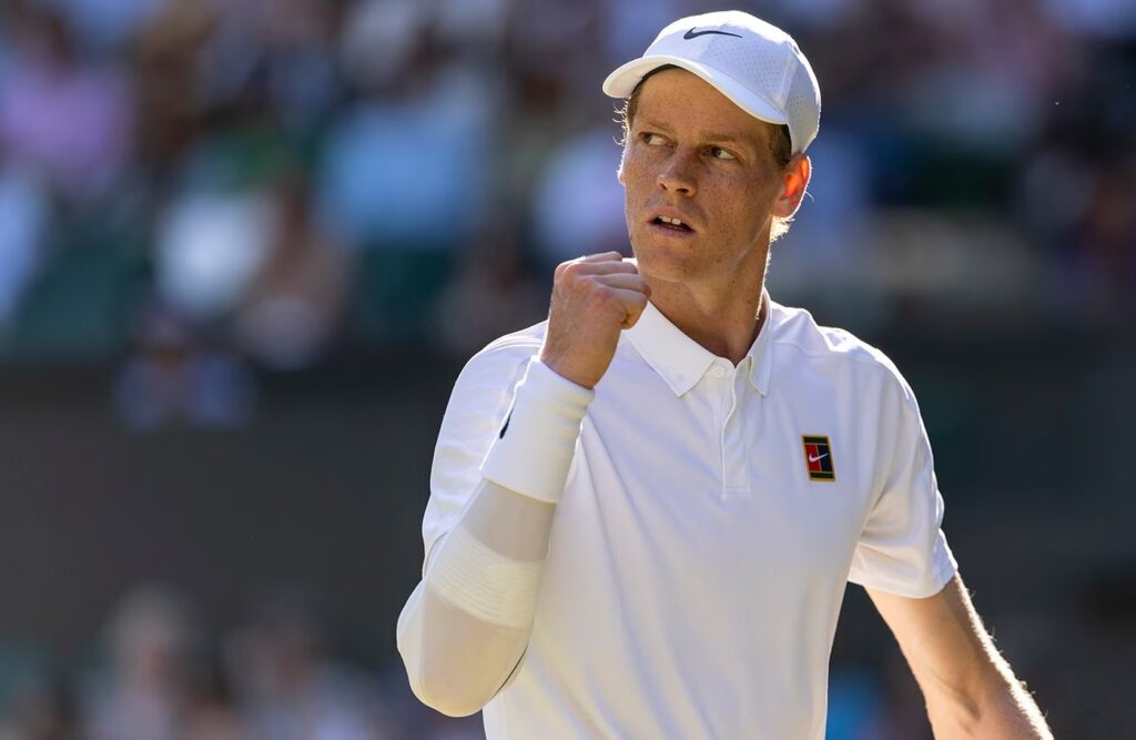 Sinner brilha em Wimbledon, derruba Alcaraz e conquista título inédito
