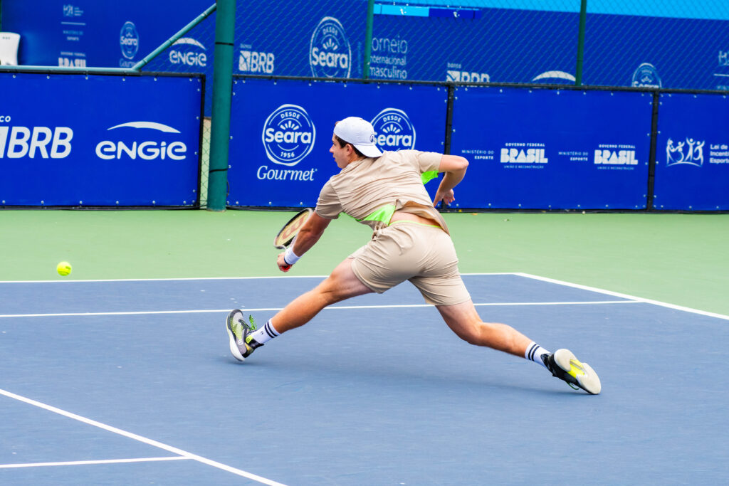 Cinco brasileiros passam para as quartas de final em Alphaville