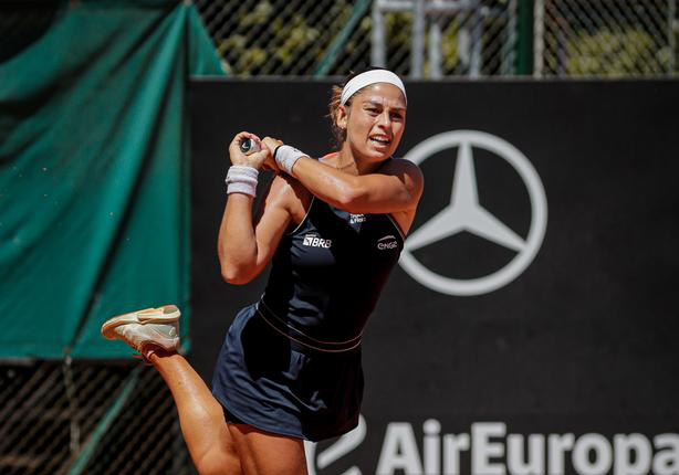 Carol Meligeni faz segunda semifinal consecutiva na Argentina