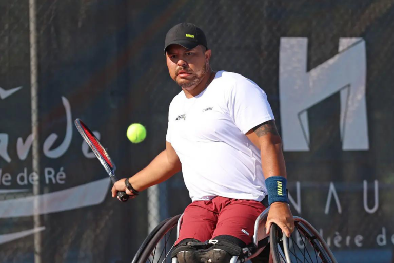 Leandro Pena alcança terceira final consecutiva na Ásia e se destaca no circuito mundial