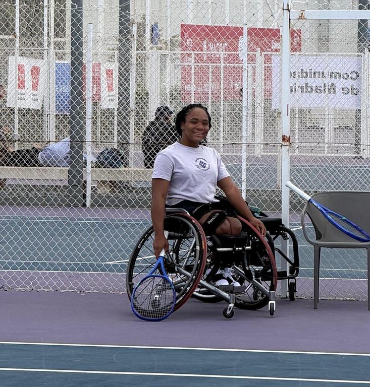 Vitória Miranda é superada nas quartas em Madri e segue para torneio na Itália