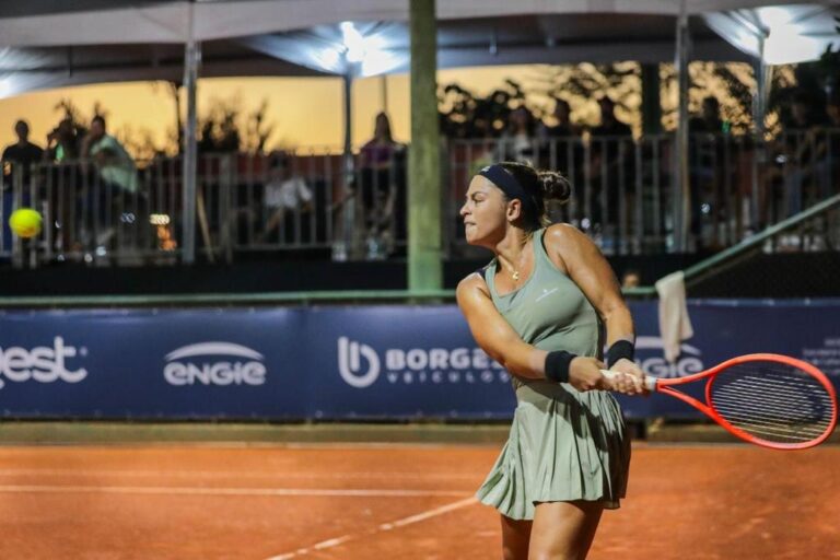 Principais brasileiras estreiam nesta quarta-feira no Santos Brasil Tennis Classic